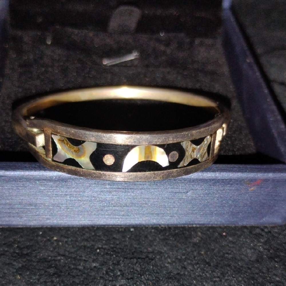 Elegant Gold and Black children's Bracelet
